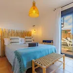 Alinico House Nyaraló