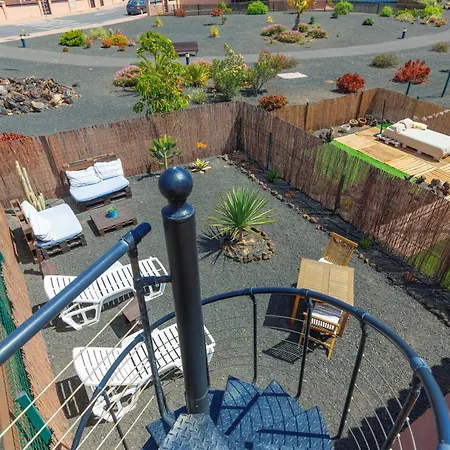 Дом отдыха Alinico House Majanicho