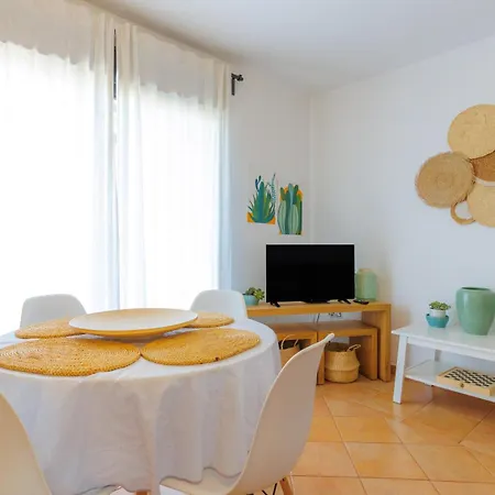 Nyaraló Alinico House