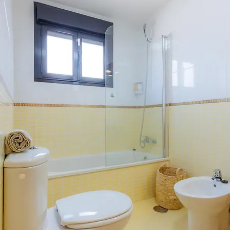 Alinico House Majanicho