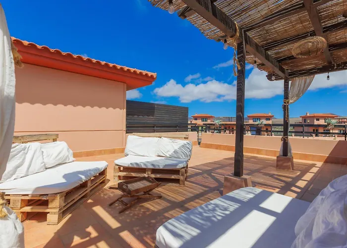 Alinico House Nyaraló